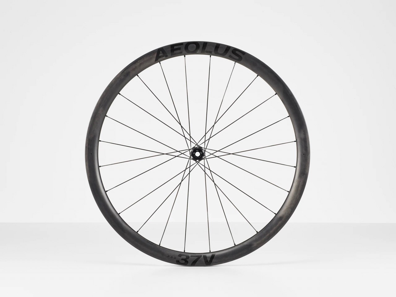 Zapletené kolo BONTRAGER Aeolus Pro 37V TLR Přední 100/12